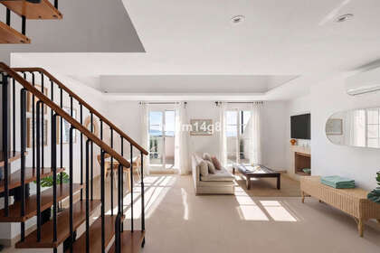 Apartment for sale in Nueva andalucia, Málaga. 