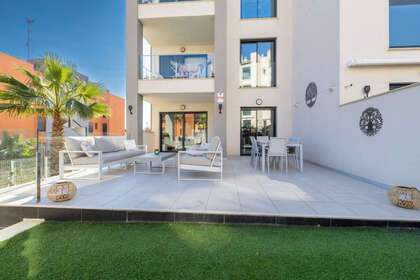 Апартаменты Продажа в Villamartín, Alicante. 