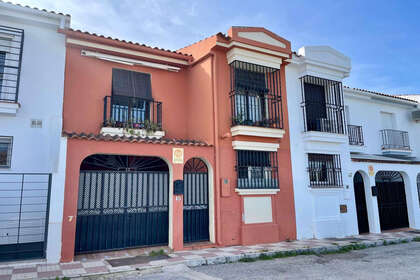 Huse til salg i Alhaurín el Grande, Málaga. 