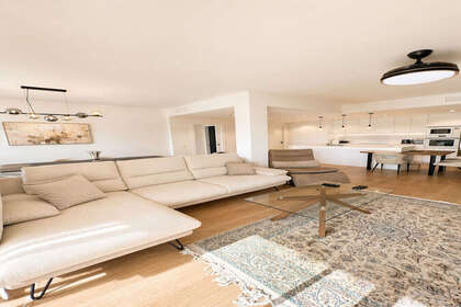 Апартаменты Продажа в San Pedro de Alcántara, Marbella, Málaga. 