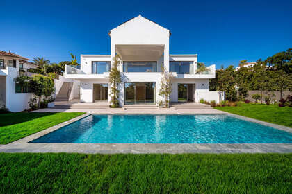 Таунхаус Продажа в Marbella, Málaga. 