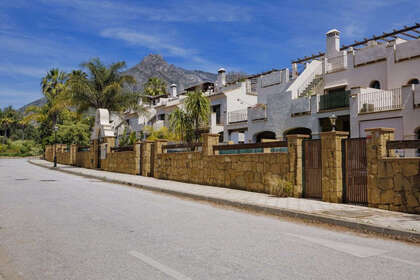 Дом Продажа в Nagüeles, Marbella, Málaga. 