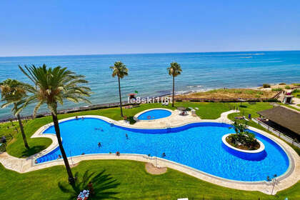 Апартаменты Продажа в Calahonda, Mijas, Málaga. 