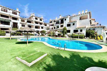 Апартаменты Продажа в Cabo Roig, Alicante. 