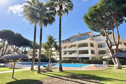 Апартаменты Продажа в Elviria, Marbella, Málaga. 