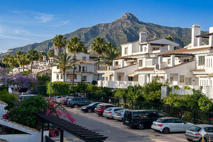 Casa venta en Nueva andalucia, Málaga. 