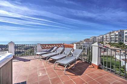Ático venta en Calahonda, Mijas, Málaga. 