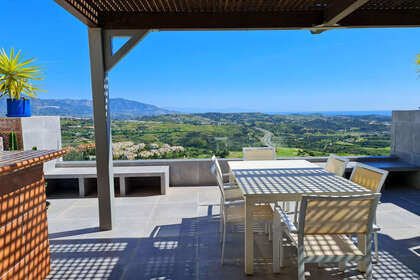 Apartamento venta en Cala Del Moral, La, Málaga. 