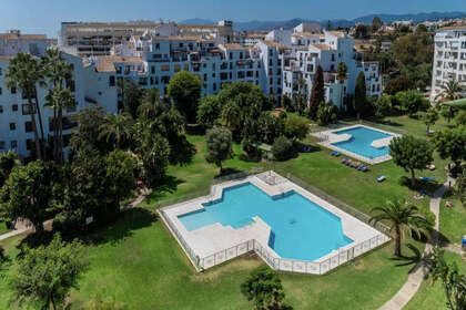 Apartamento venta en Puerto Banús, Málaga. 