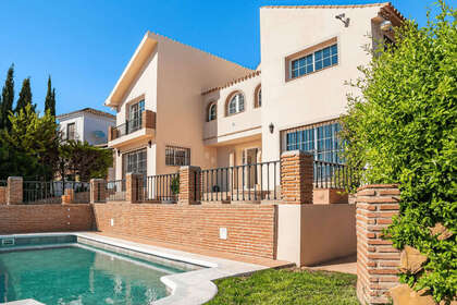 Maison de ville vendre en Estepona, Málaga. 
