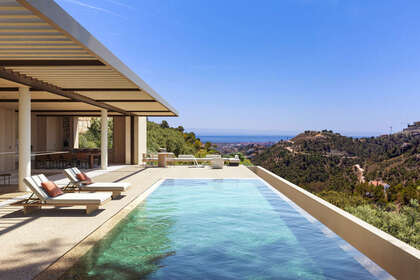 Cluster house for sale in Benahavís, Málaga. 
