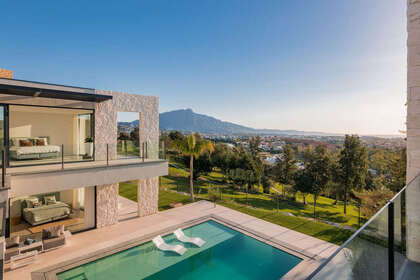 Cluster house for sale in Benahavís, Málaga. 