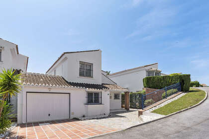 Cluster house for sale in Mijas Costa, Málaga. 