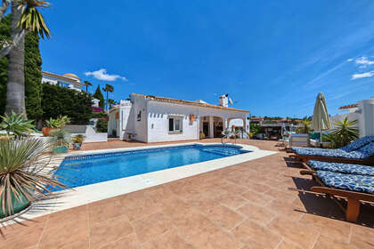 Cluster house for sale in Calahonda, Mijas, Málaga. 