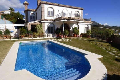 Cluster house for sale in Mijas Costa, Málaga. 