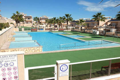 Apartmány na prodej v Punta Prima, Alicante. 