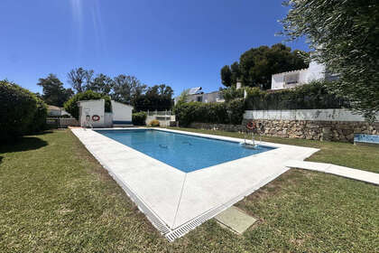 Cluster house for sale in Calahonda, Mijas, Málaga. 