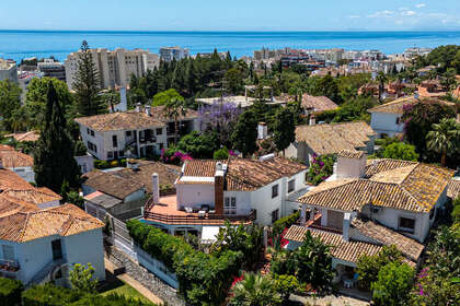 Řadový dům na prodej v Marbella, Málaga. 