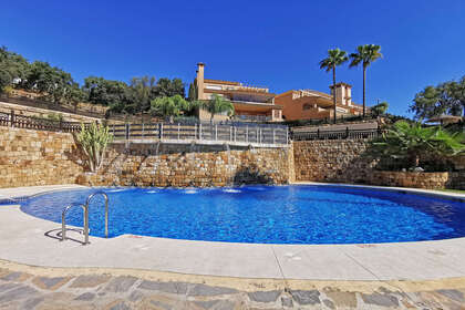 Apartmány na prodej v Ojén, Málaga. 