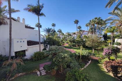Apartmány na prodej v Puerto Banús, Málaga. 