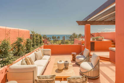 Apartmány na prodej v Estepona, Málaga. 