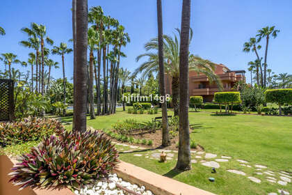 Apartmány na prodej v Puerto Banús, Málaga. 