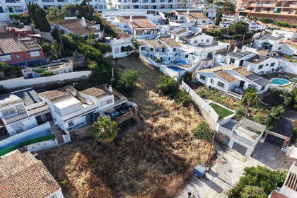 Pozemky na prodej v Fuengirola, Málaga. 