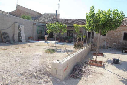 Ранчо Продажа в Pinoso, Alicante. 