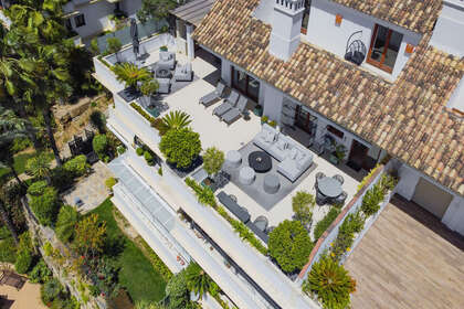 Апартаменты Продажа в Puerto Banús, Marbella, Málaga. 