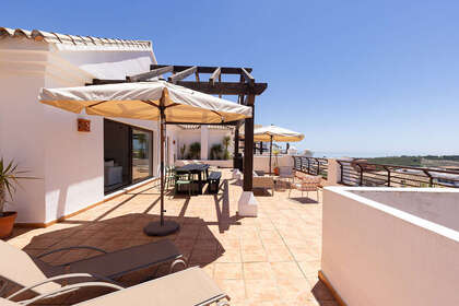 Пентхаус Продажа в Casares, Málaga. 
