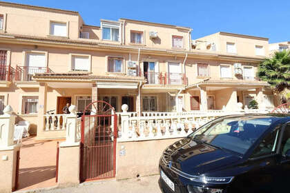 Апартаменты Продажа в Zenia, La, Alicante. 
