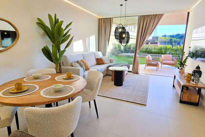 Апартаменты Продажа в Benalmádena, Málaga. 