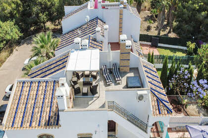 Пентхаус Продажа в Villamartín, Alicante. 