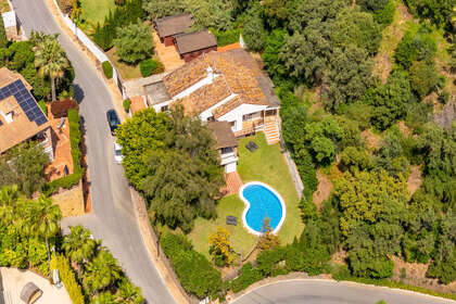 Cluster house for sale in Marbella, Málaga. 