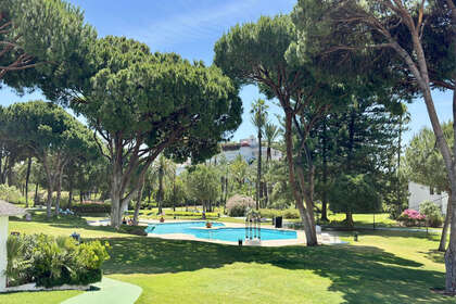 Apartmány na prodej v Puerto Banús, Málaga. 