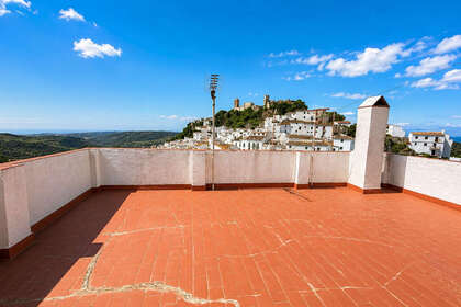 Řadový dům na prodej v Casares, Málaga. 