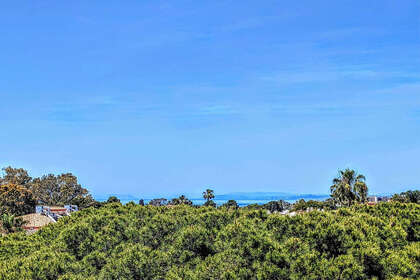 Penthous na prodej v Puerto Banús, Marbella, Málaga. 