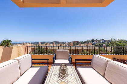 Apartmány na prodej v Nueva andalucia, Málaga. 
