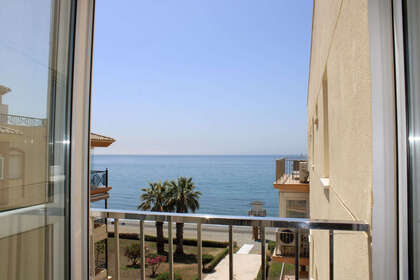 Penthous na prodej v Torrox-Costa, Málaga. 