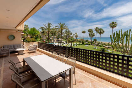 Apartamento venda em Estepona, Málaga. 
