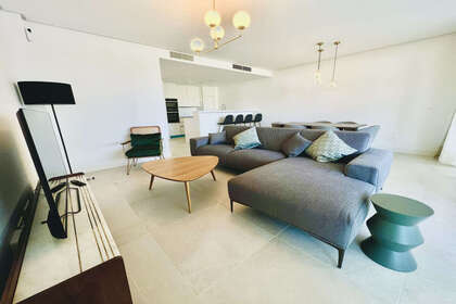 Apartmány na prodej v Puerto de Cabopino, Marbella, Málaga. 