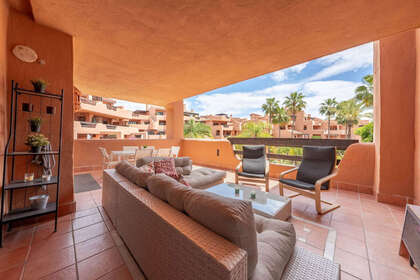 Apartmány na prodej v Estepona, Málaga. 