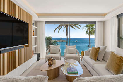 Apartmány na prodej v Puerto Banús, Málaga. 