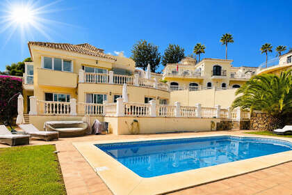 Cluster house for sale in Calahonda, Mijas, Málaga. 