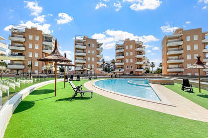 Lejlighed til salg i Marina, La (Urbanizacion), Alicante. 