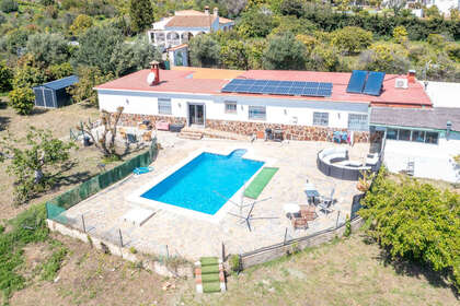 Fincaer til salg i Estepona, Málaga. 