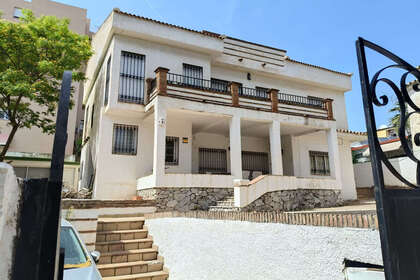 Klynge huse til salg i Torremolinos, Málaga. 