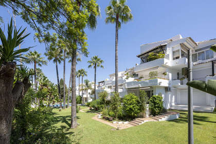 Lejlighed til salg i Puerto Banús, Málaga. 