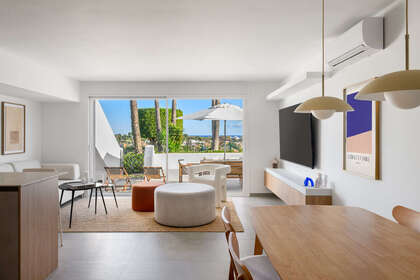 Apartment for sale in El Paraiso, Estepona, Málaga. 