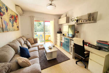 Apartment for sale in Los Pacos, Fuengirola, Málaga. 